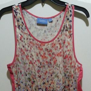 Women's red tank shirt.